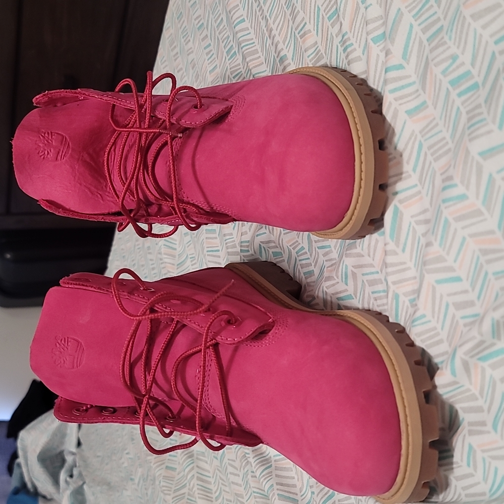 Pink Timberlands